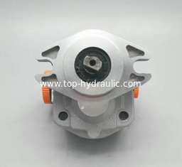 China CAT E200B Pilot pump/Gear pump of excavator  Hydraulic piston pump parts/replacement parts supplier